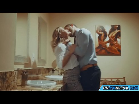 ❤️ Cum busty flava seducit in latrinae publicae Sex video at porn la.myinvest.top